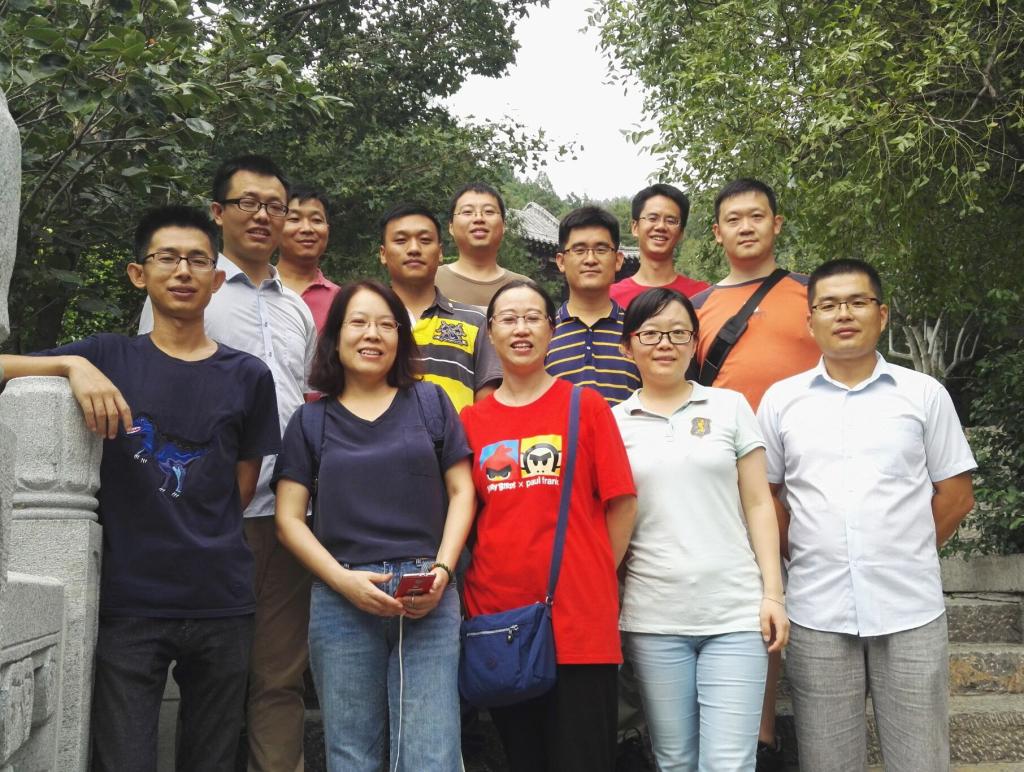 色情网站
开展青年教师“强健体魄、愉悦身心、增进友谊”登山活动1.jpg